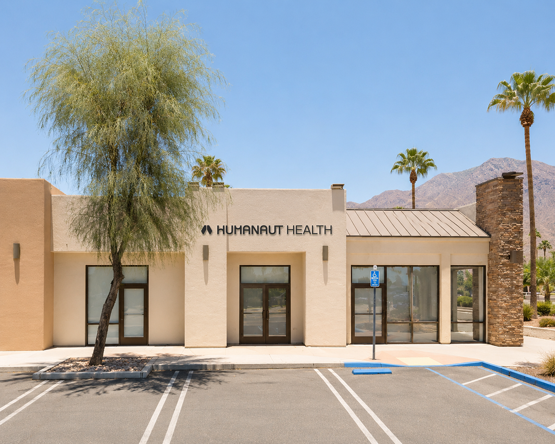 Humanaut Health Palm Desert clinic at El Paseo
