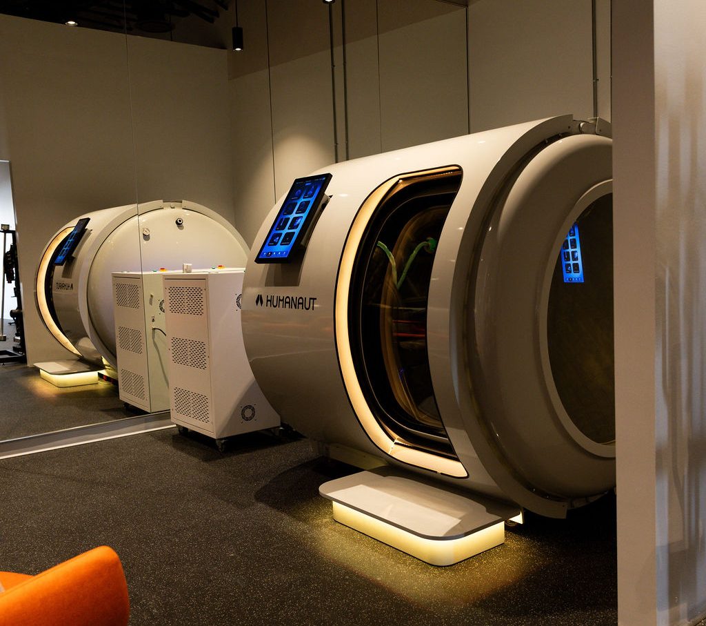 HBOT hyperbaric oxygen therapy — clinic photography