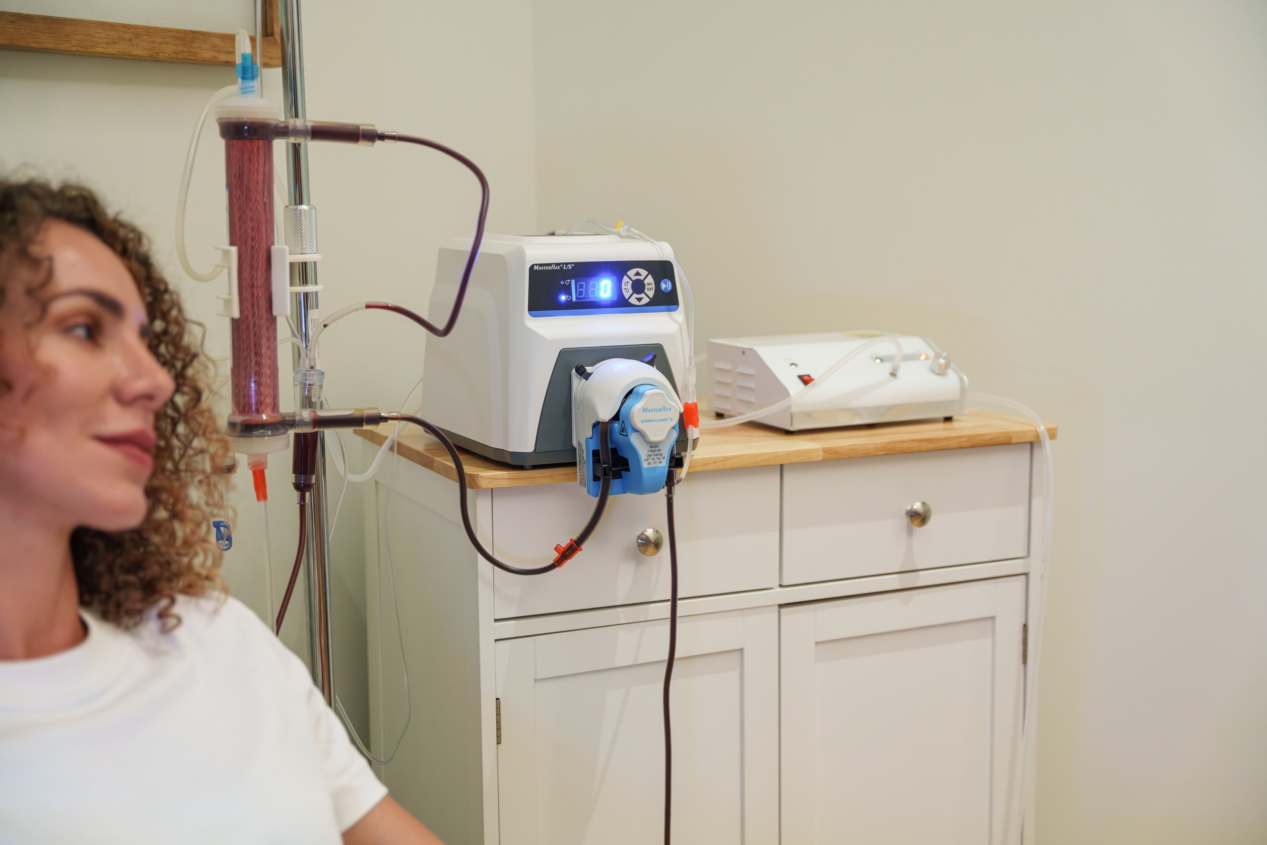 EBO2 session — clinic photography