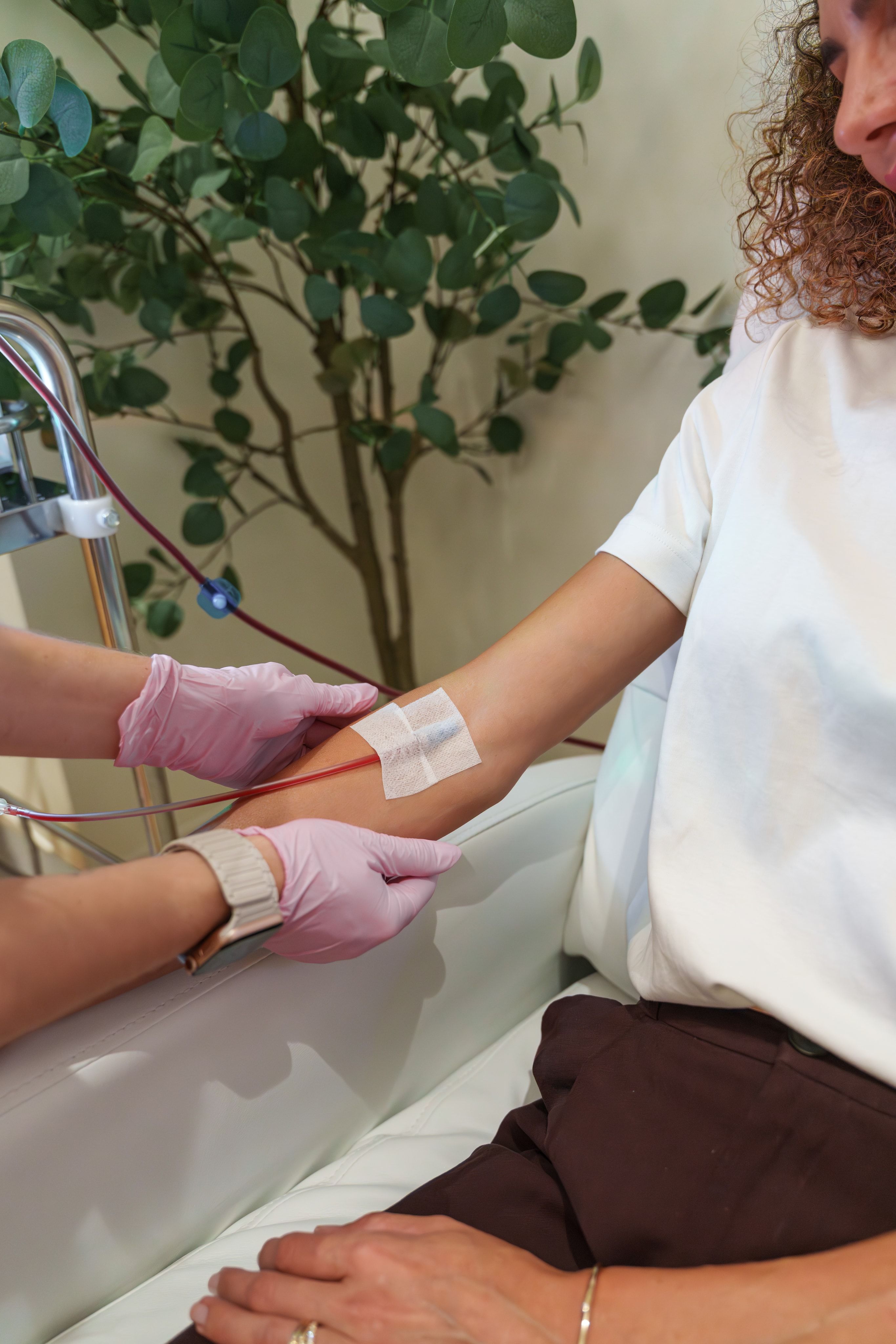 EBO2 session — clinic photography